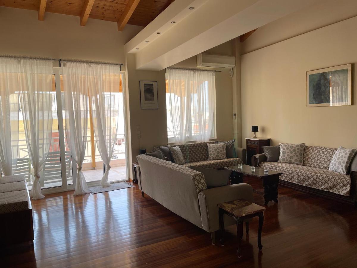 Azure Retreat Daire Loutráki Dış mekan fotoğraf