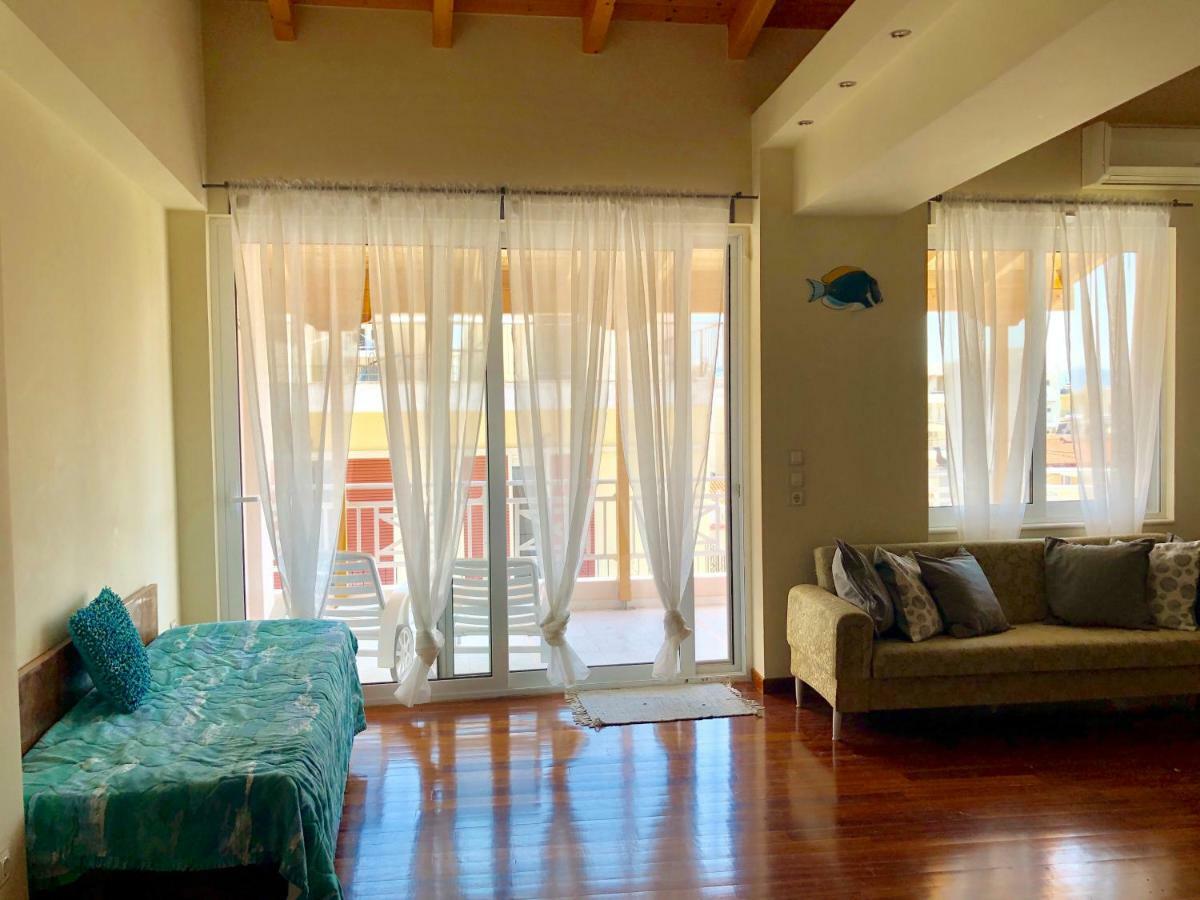 Azure Retreat Daire Loutráki Dış mekan fotoğraf
