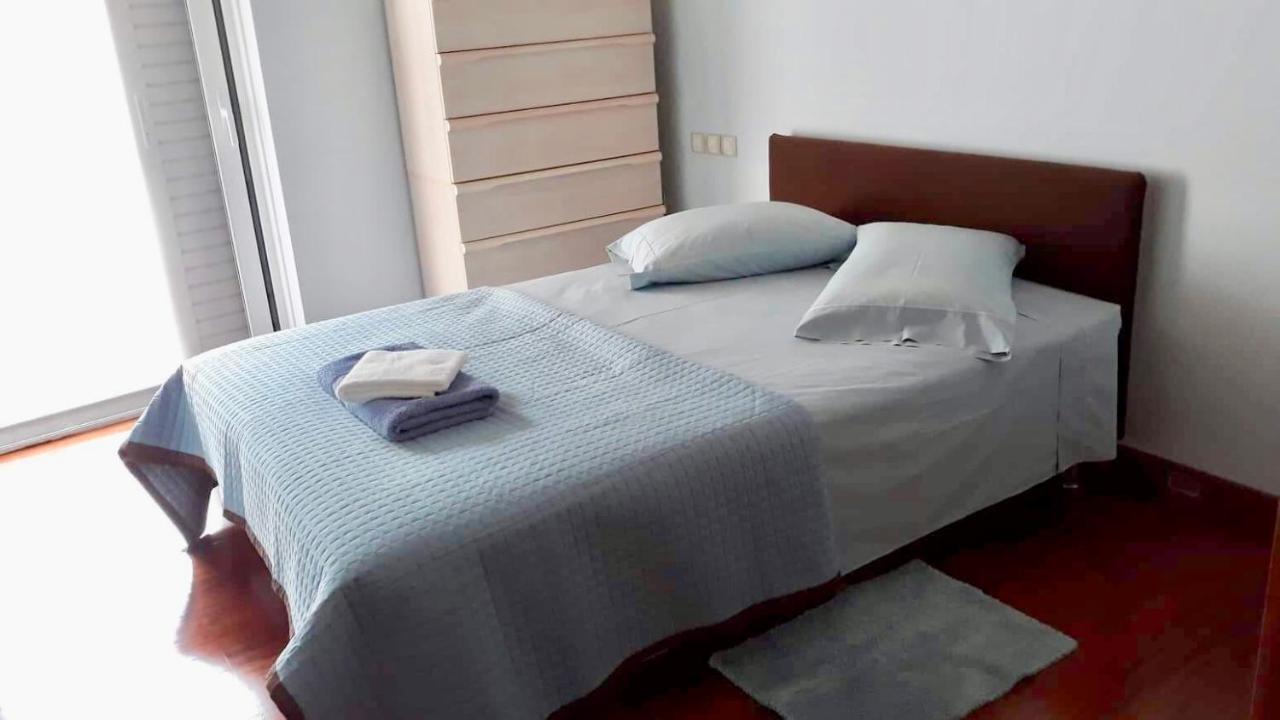 Azure Retreat Daire Loutráki Dış mekan fotoğraf